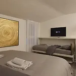 Taleda - Modern & Self Checkin In The Old Town