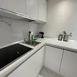 Appartamento Taleda - Modern & Self Checkin In The Old Town Lugano