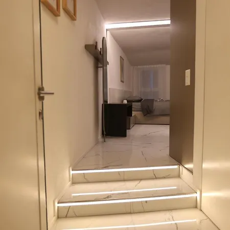 Taleda - Modern & Self Checkin In The Old Town *