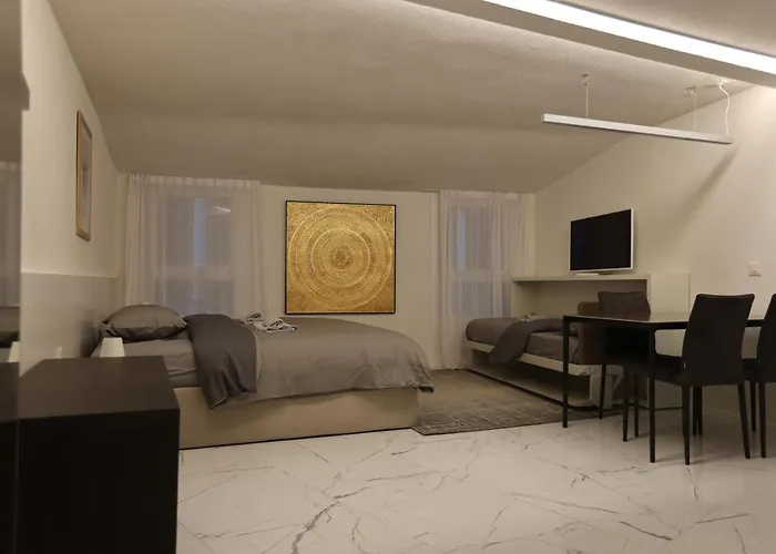 Taleda - Modern & Self Checkin In The Old Town * Lugano