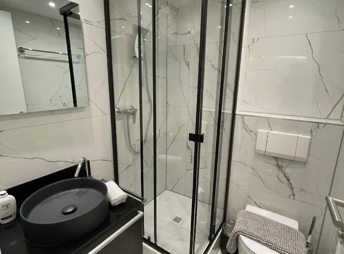 Taleda - Modern & Self Checkin In The Old Town Lugano