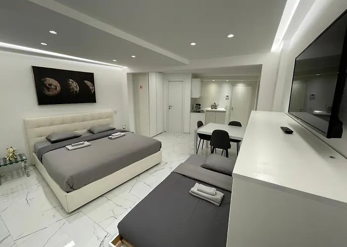 Apartamento Taleda - Modern & Self Checkin In The Old Town *