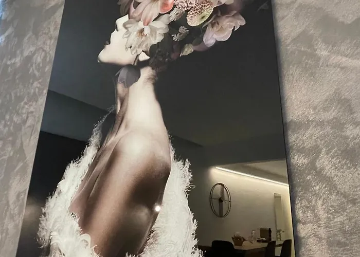 Taleda - Modern & Self Checkin In The Old Town Apartment